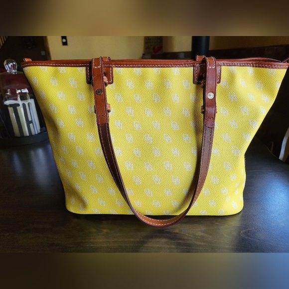 Dooney & Bourke Greta Shopper Tote - Picture 2 of 10
